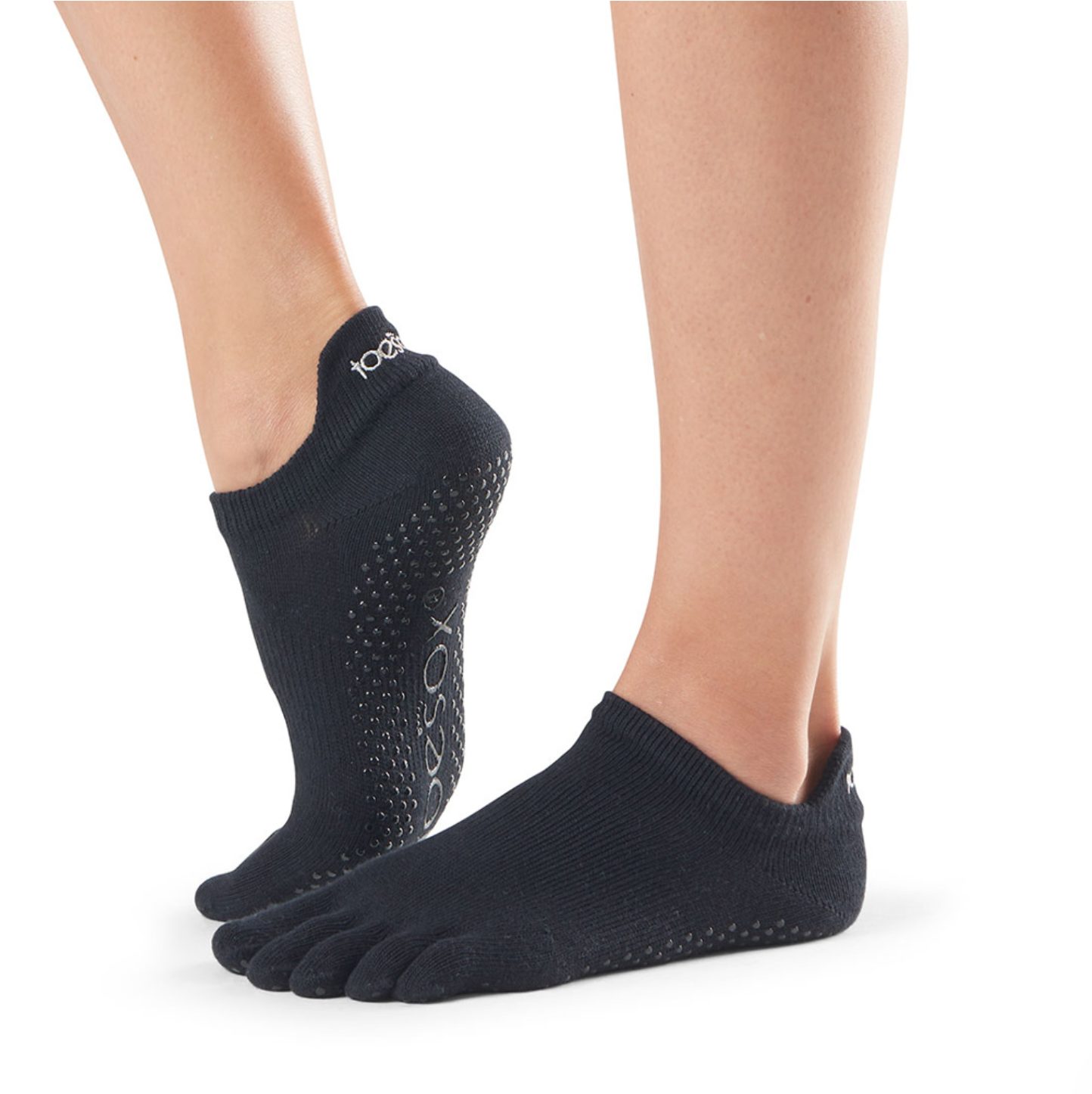 antislipsokken low rise in de kleur zwart. Nu met tenen antislipsokken low rise in de kleur zwart. Nu met tenen