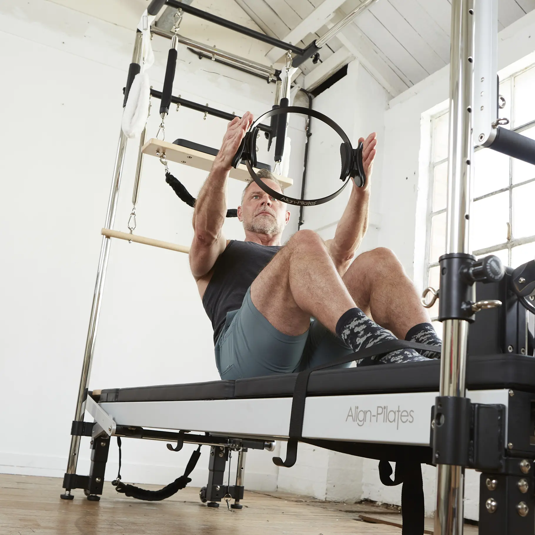 Met de pilates ring van Align Pilates versnelt de spierversterking door zich te richten op specifieke spieren