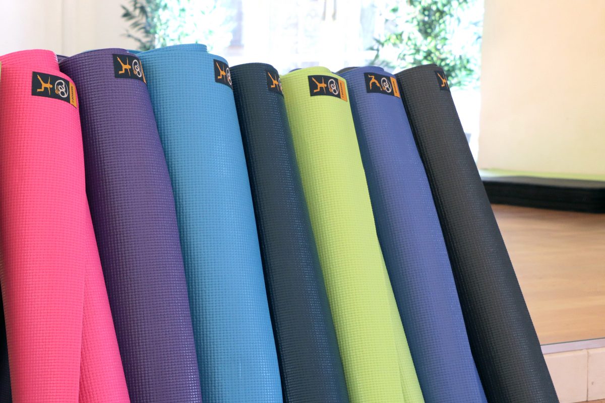 yoga mat kopen doe je bij Yoga-PIlatesshop voor thuis of in de studio