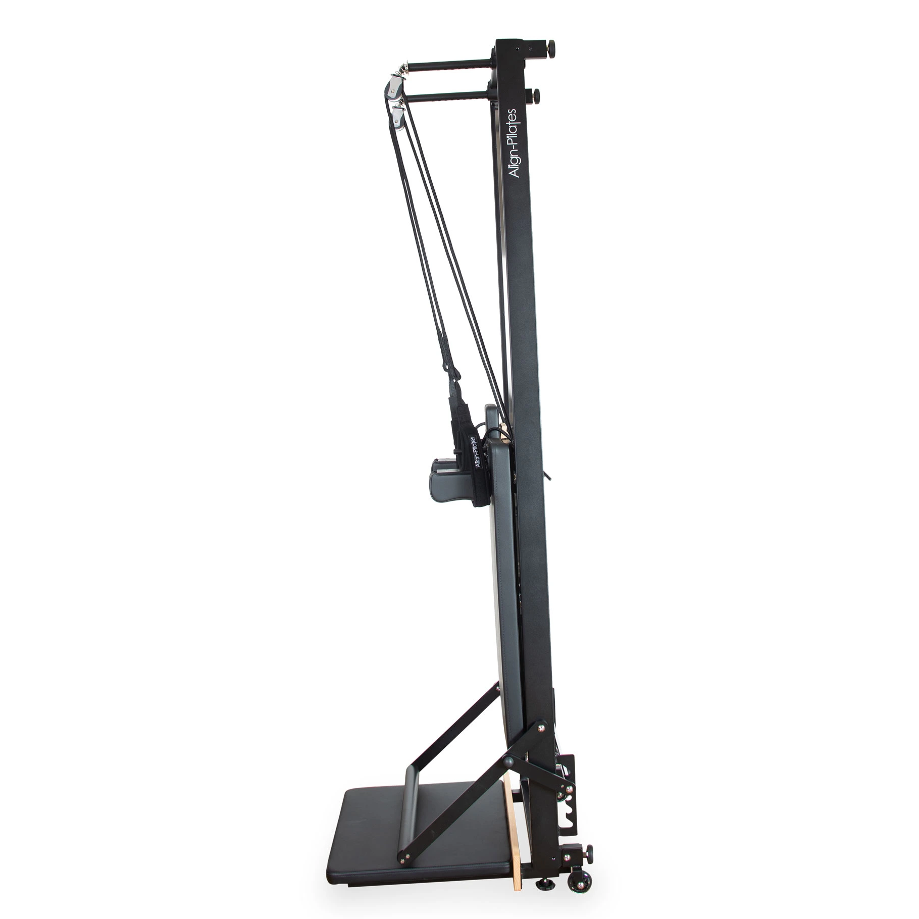 R8-Pro PilatesReformer van Align Pilates - De Reformer kan ook rechtop staan!