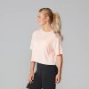 Maak je sportoutfit compleet met de licht roze crop tee van Tavi Noir. Snel, veilig en voordelig op Yoga-Pilatesshop.nl