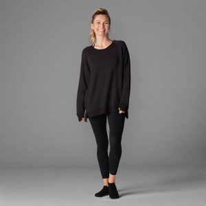 Cozy sweatshirt ebony Tavi Noir is nu snel, veilig, voordelig én beschikbaar op Yoga-Pilatesshop