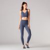 Sportlegging dames Navy Lily is gemaakt van 4-way stretch materiaal