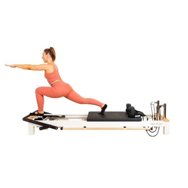 C8s Reformer met een reeks aanpassingen om de machine fijn af te stellen op uw workout, nu bij yoga-pilatesshop