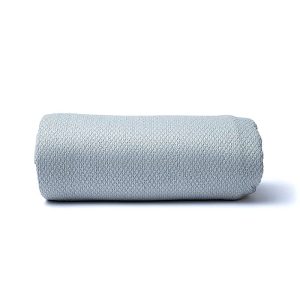 Antislip handdoek in de kleur grijs van Yogi & Yogini verkrijgbaar op Yoga-Pilatesshop.nl!