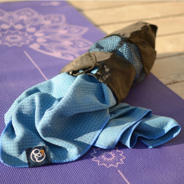 yoga handdoek antislip kan gebruikt worden als yoga mat en als yoga handdoek - Nu in de kleur Blauw