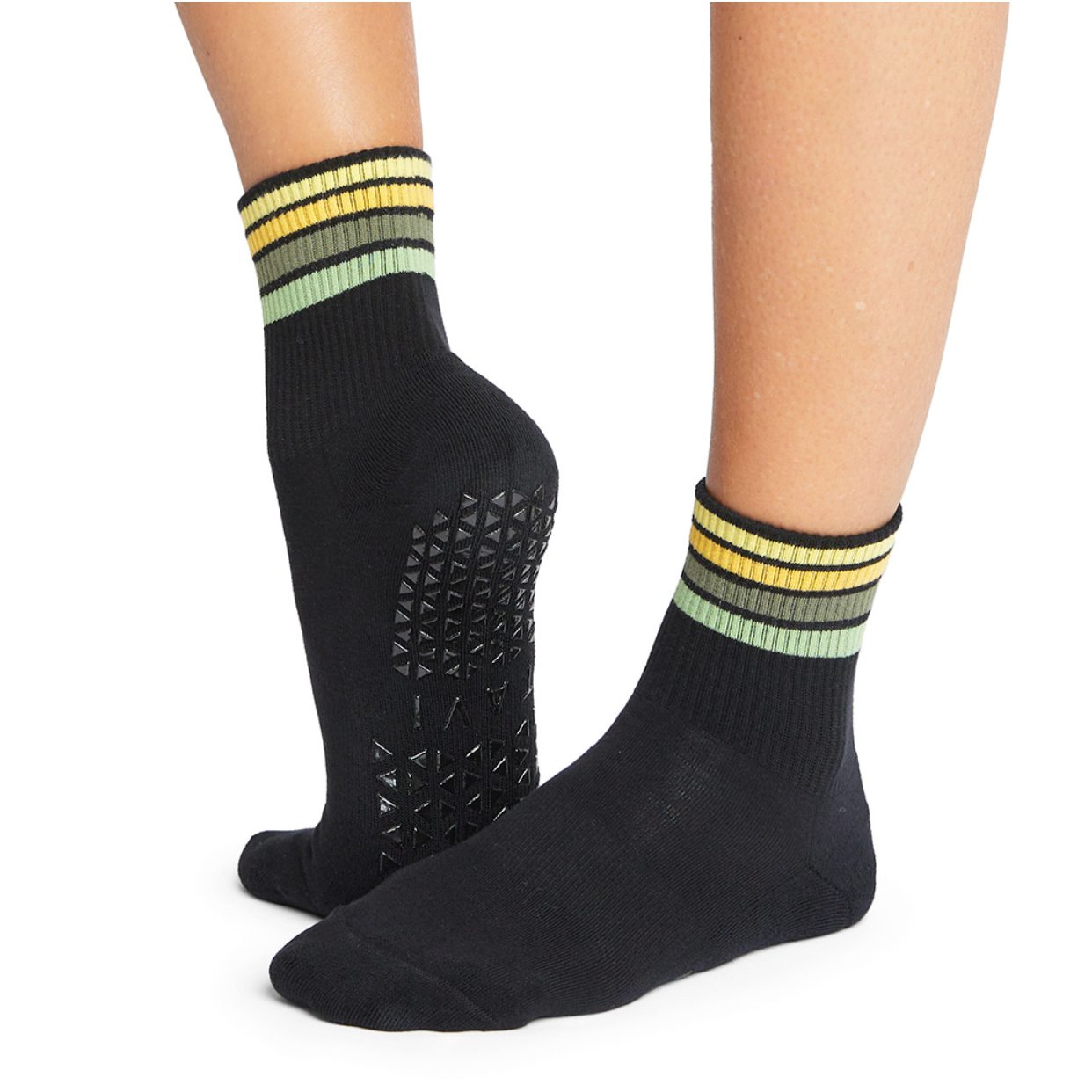 De Gestreepte Antislip Sokken Aria Ebony Vibe van Tavi Noir zijn nu te koop op Yoga-Pilatesshop De Gestreepte Antislip Sokken Aria Ebony Vibe van Tavi Noir zijn nu te koop op Yoga-Pilatesshop