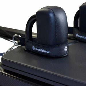 Alternative Ansicht des SPX® Max Plus™ Reformer-Bundles mit hochpräziser Getriebestange (Jet Black) – Merrithew®