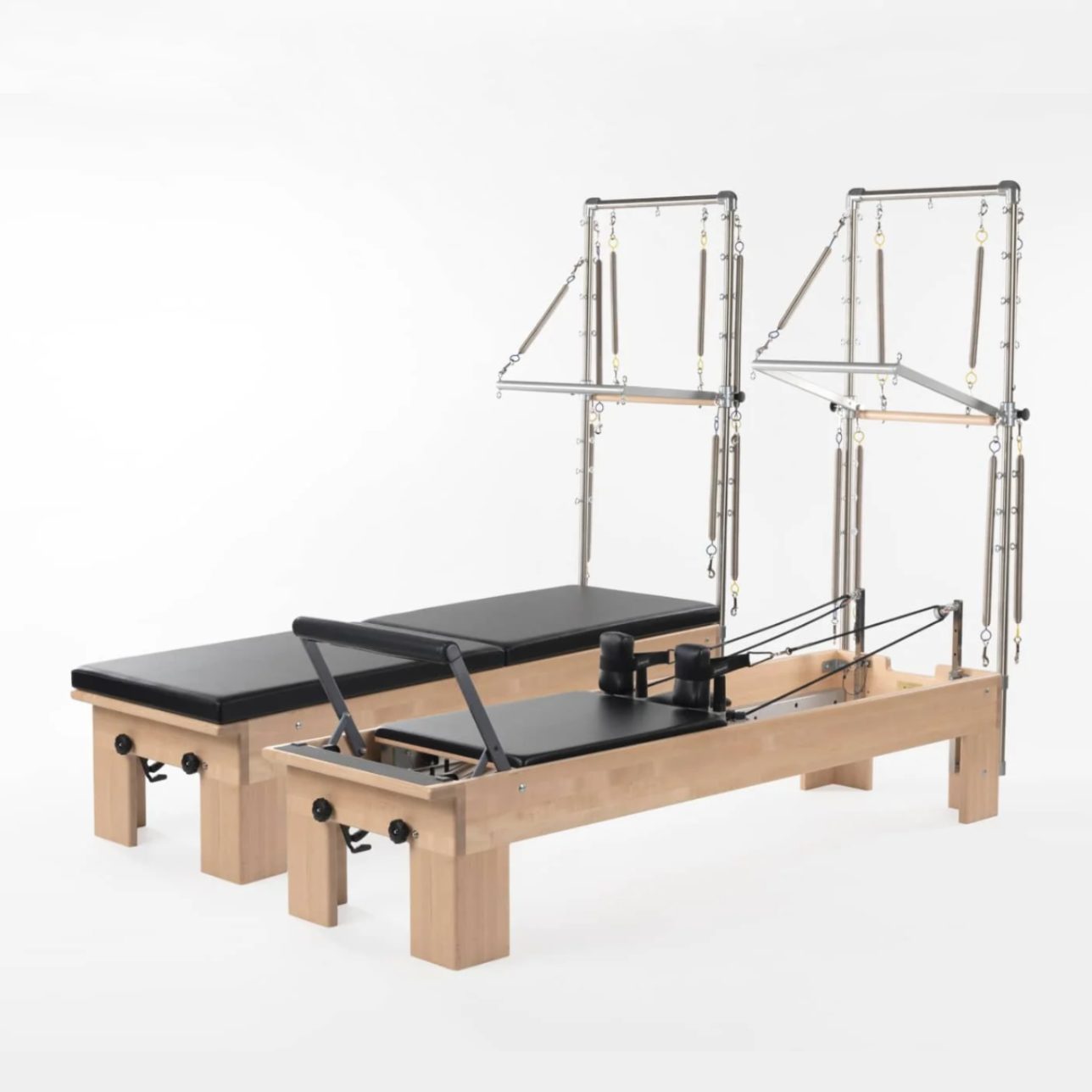 Studio Reformer met Tower en Mat – Balanced Body Studio Reformer met Tower en Mat – Balanced Body