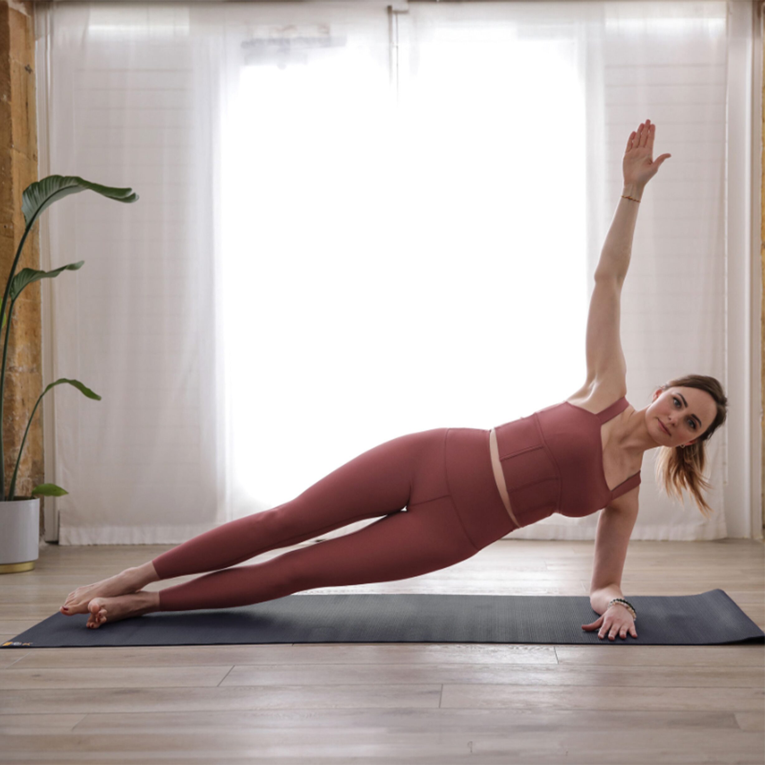 Warrior II Yogamatte – 4 mm Warrior II Yogamatte – 4 mm – Schwarz