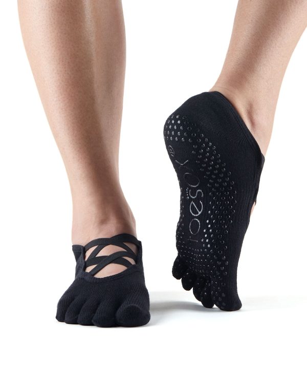 antislip sokken van toesox in de kleur zwart kopen bij yoga-pilatesshop utrecht