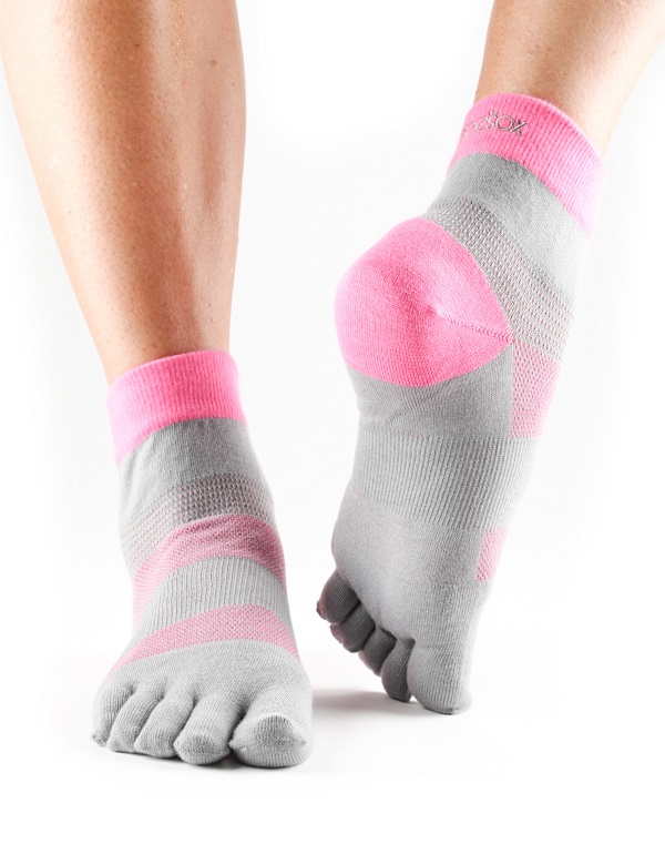 sportsokken met toe socks ofwel vijf tenen sokken kopen in kado set op Yoga-Pilatesshop