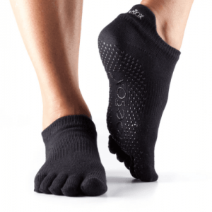 yoga sokken antislip kopen van het merk ToeSox enkelsokken zwart maat s, m, l